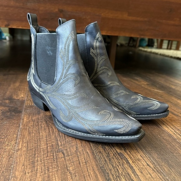 Free People | Boots Wayward Black Embroidered Western Booties - Picture 8 of 14